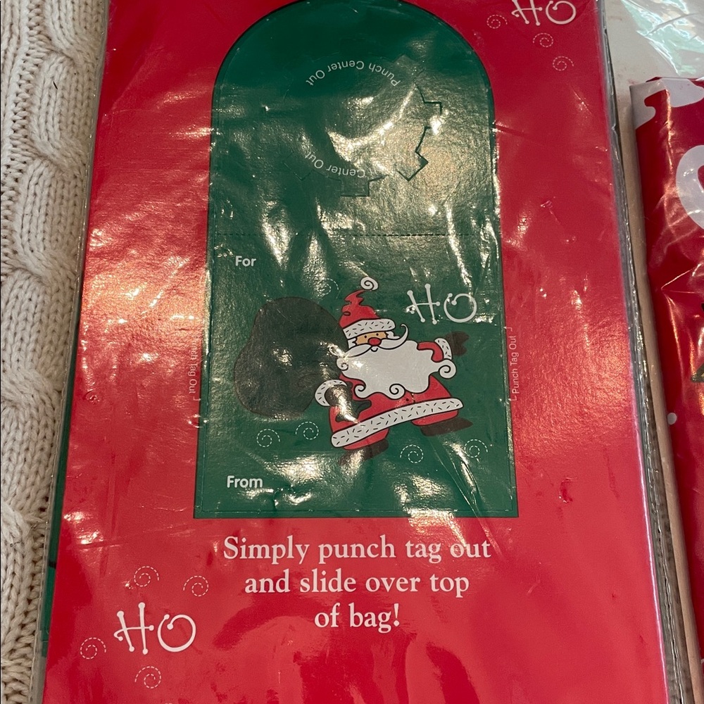 2 VTG New 1994 Giant Christmas gift bags 36”x44”. Beary Christmas & “Ho” Santa - Picture 6 of 6